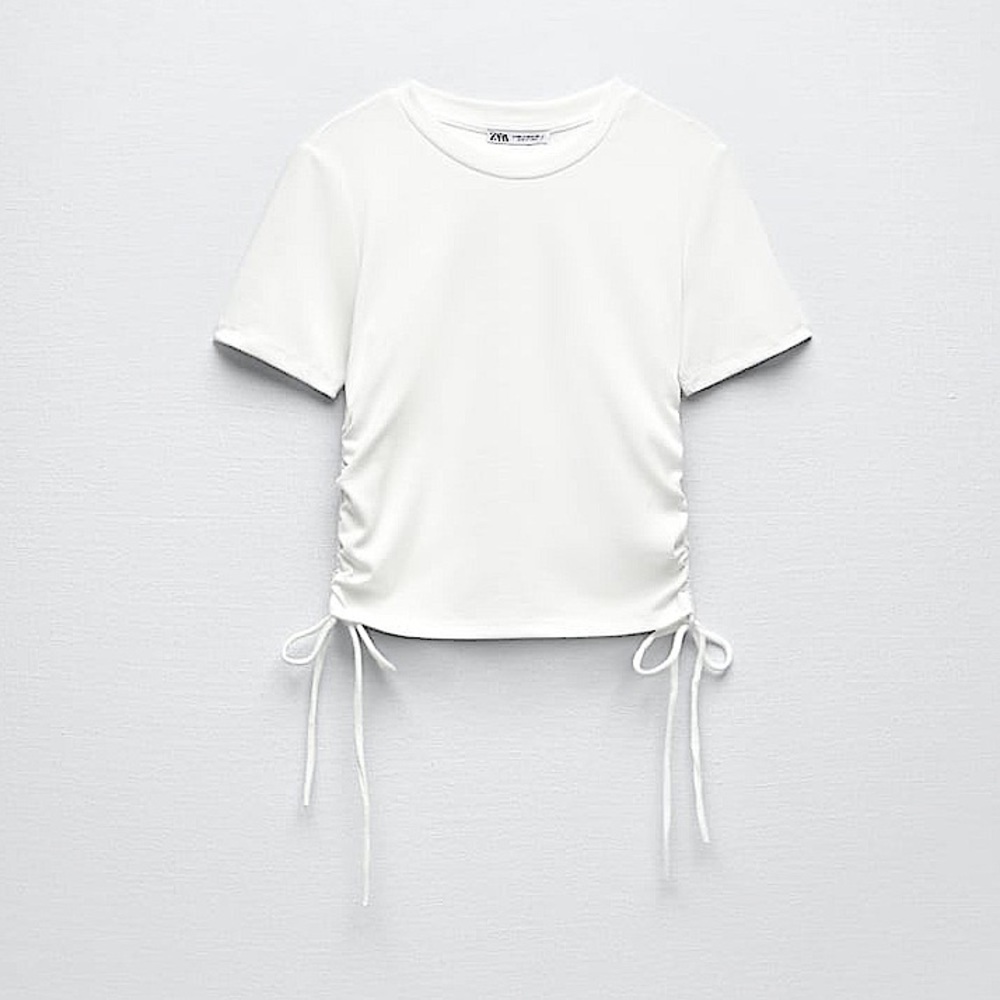 🆕 ZARA Ribbed Top with Gathering in White SZ S
